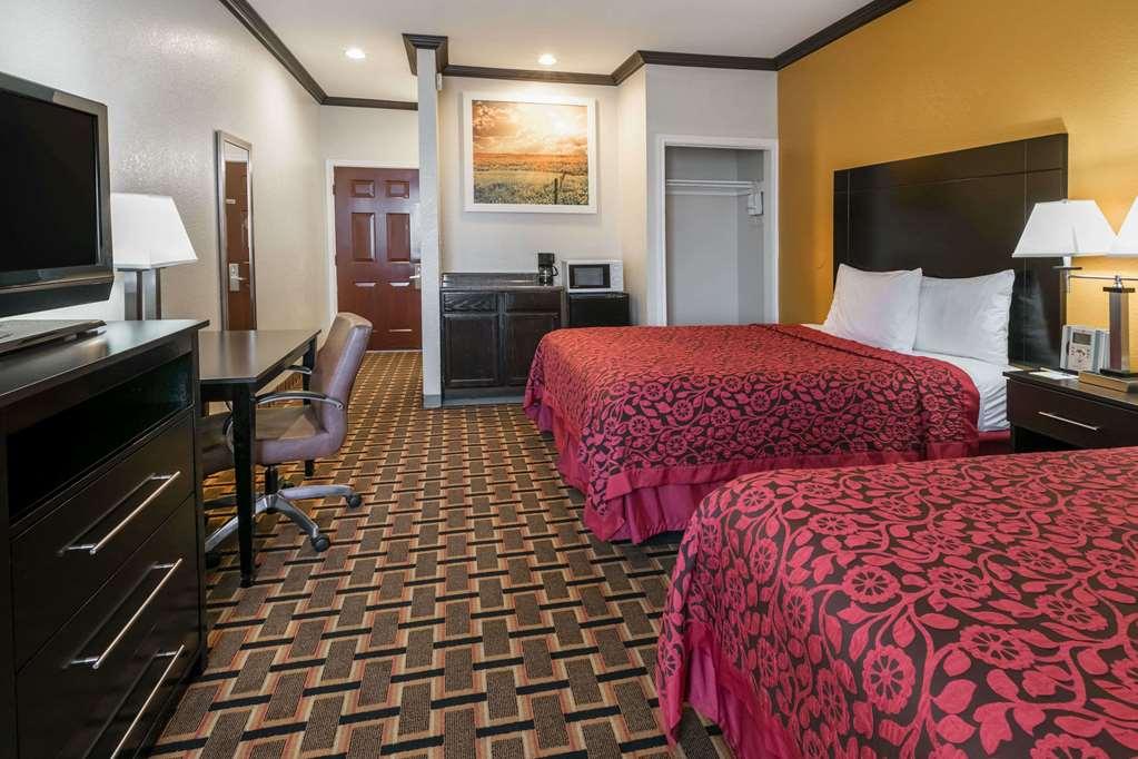 Days Inn & Suites By Wyndham Dfw Airport South-Euless Δωμάτιο φωτογραφία
