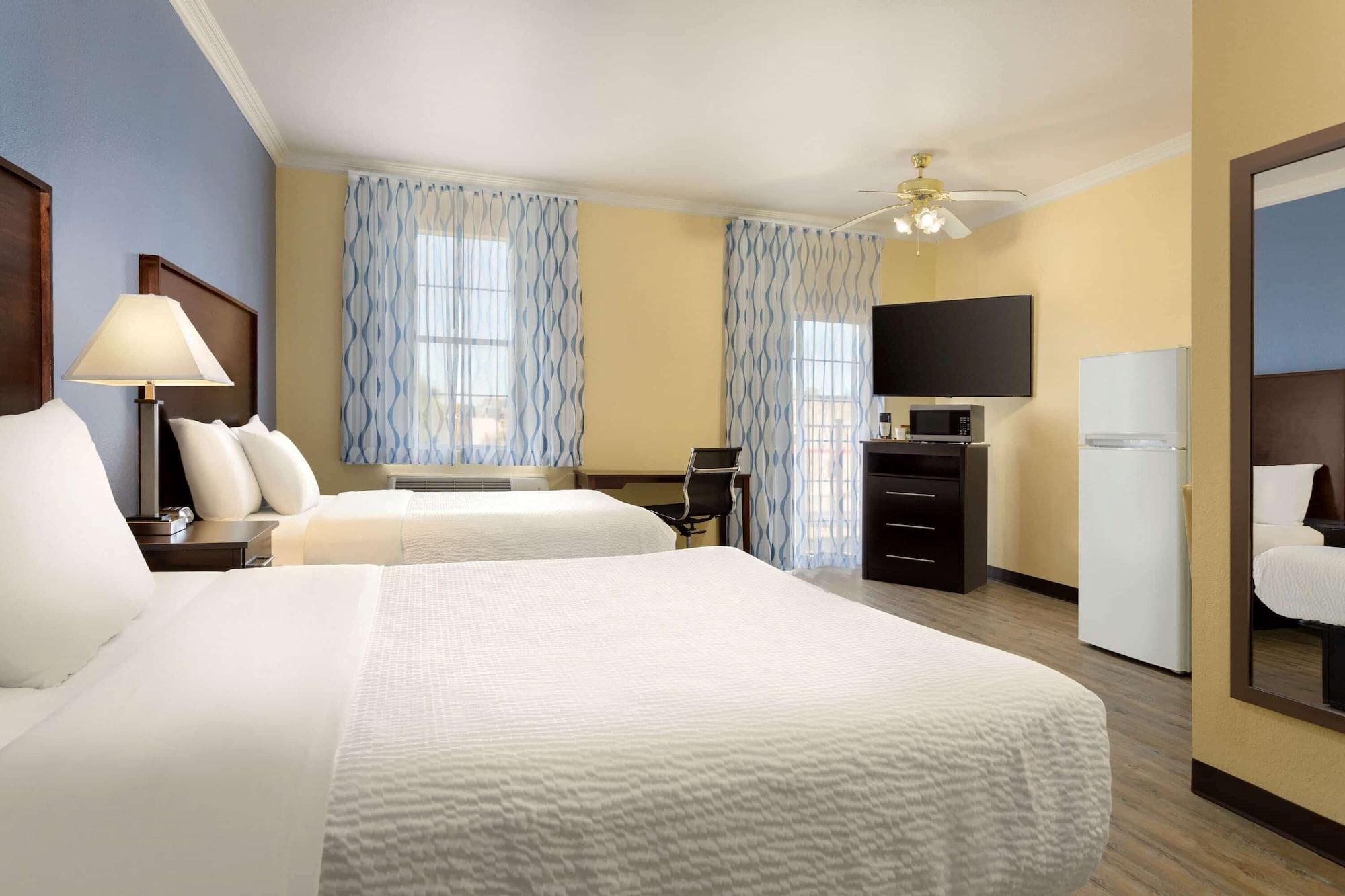 Days Inn & Suites By Wyndham Dfw Airport South-Euless Εξωτερικό φωτογραφία