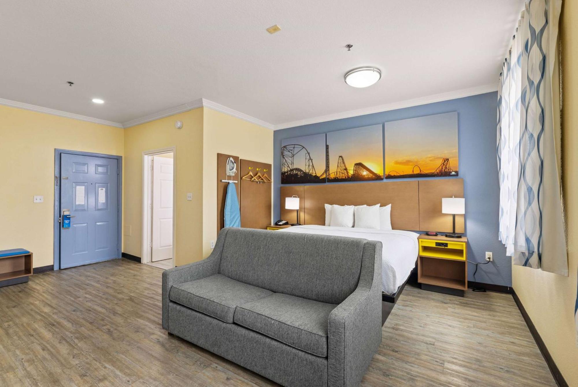 Days Inn & Suites By Wyndham Dfw Airport South-Euless Εξωτερικό φωτογραφία