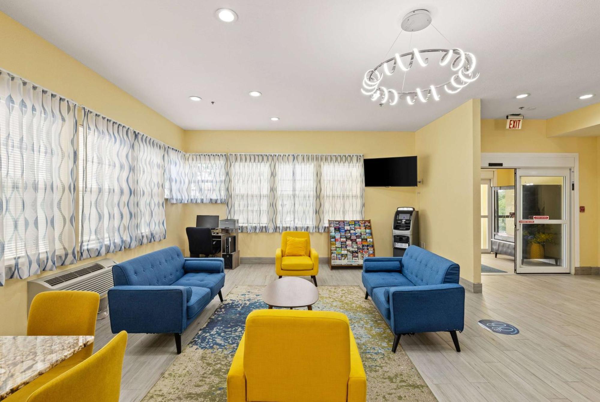 Days Inn & Suites By Wyndham Dfw Airport South-Euless Εξωτερικό φωτογραφία